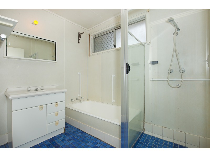 16 Morfitt Street, Mandurah WA 6210