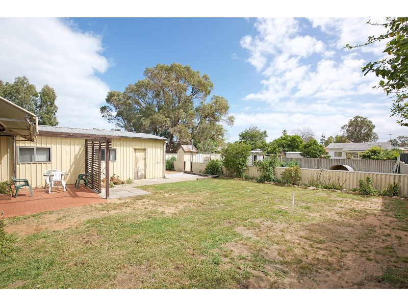 16 Morfitt Street, Mandurah WA 6210