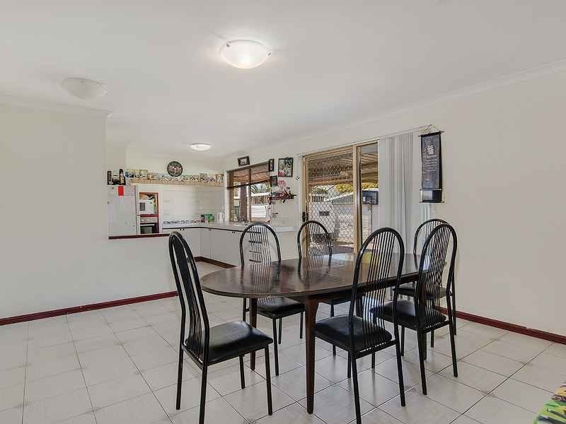 51 Inverness Drive, Meadow Springs WA 6210