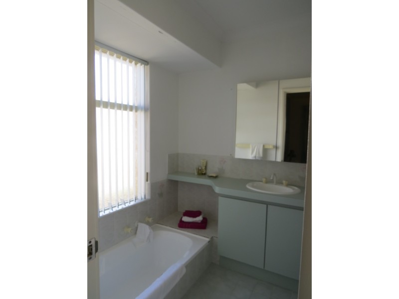 Unit 1/46 Sutton Street, Mandurah WA 6210