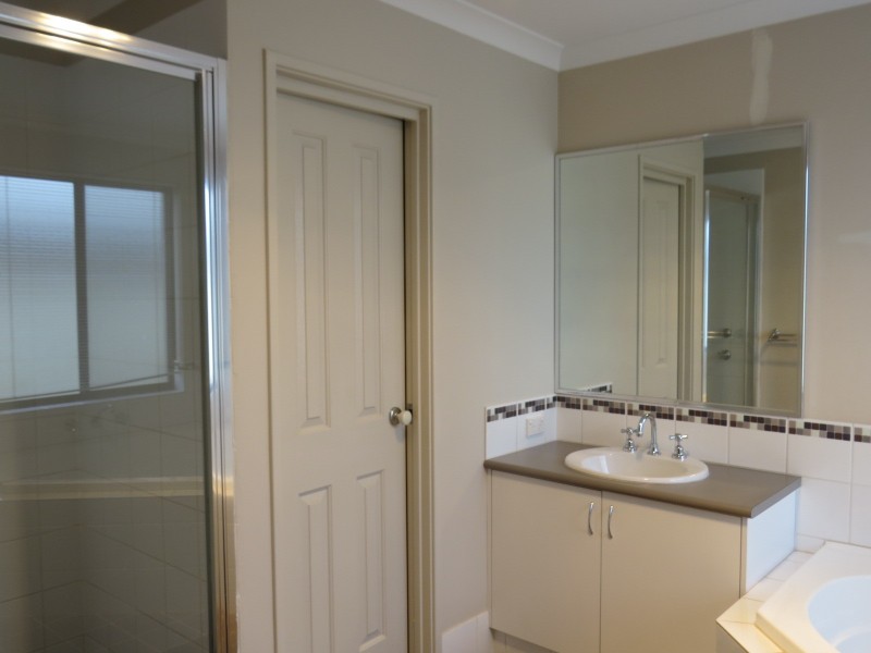 29 Indiana Parade, Singleton WA 6175