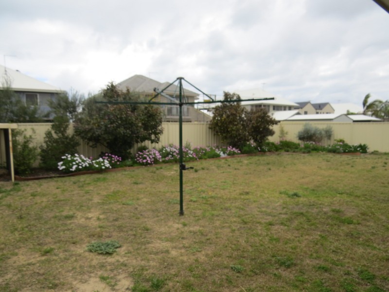 29 Indiana Parade, Singleton WA 6175