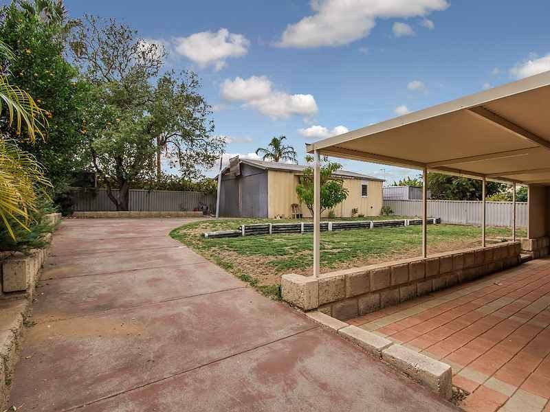 9 Kingdon Street, Mandurah WA 6210