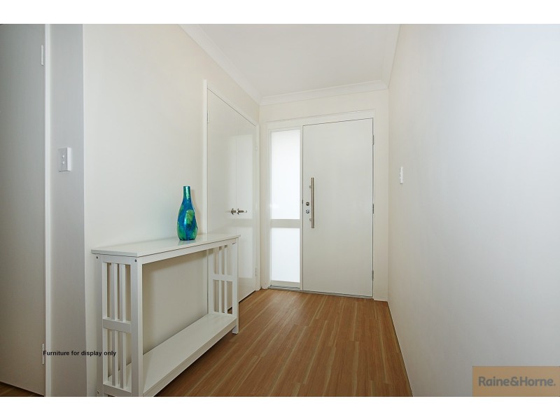 Unit 1/22 Kwella Entrance, Greenfields WA 6210