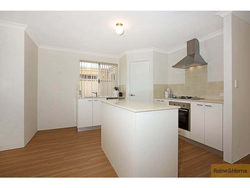 Unit 1/22 Kwella Entrance, Greenfields WA 6210