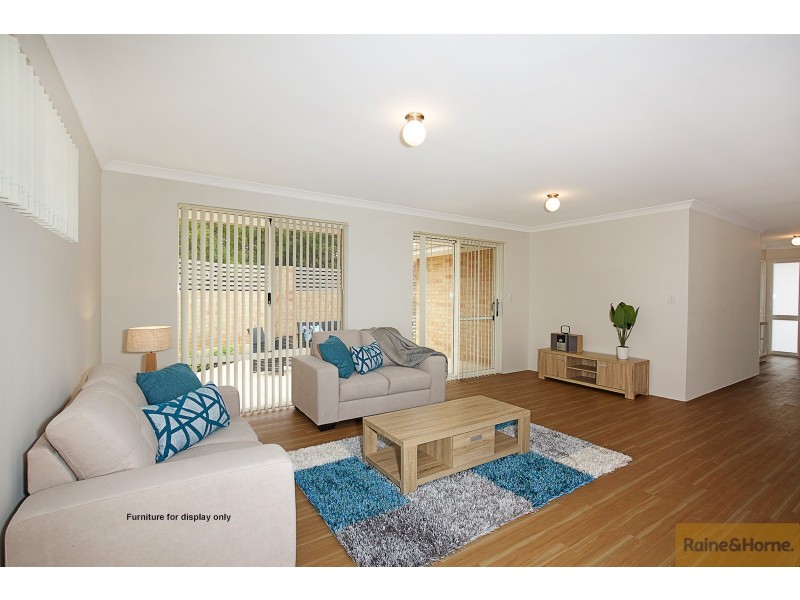 Unit 1/22 Kwella Entrance, Greenfields WA 6210