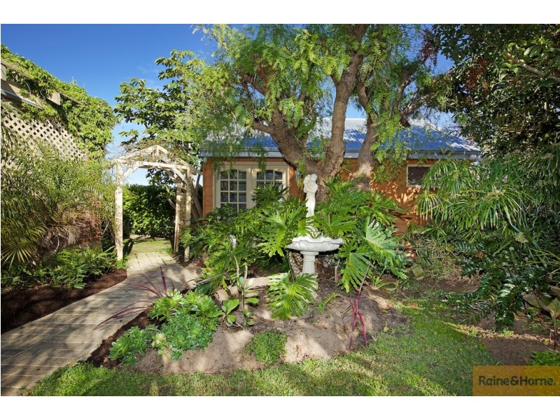 9 Bucentaur Place, Halls Head WA 6210