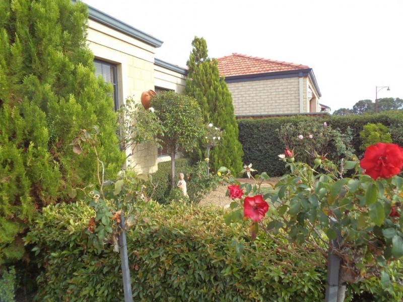 37 Fairbourn Retreat, Meadow Springs WA 6210