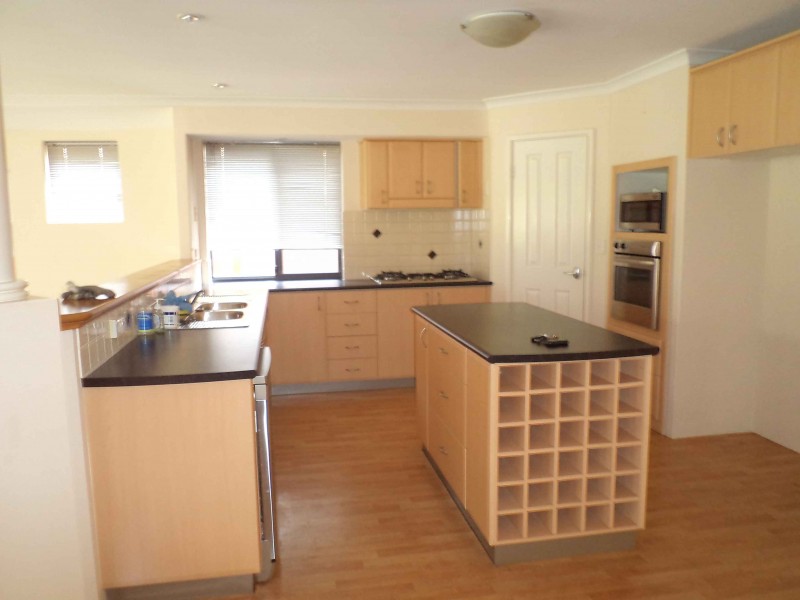 37 Fairbourn Retreat, Meadow Springs WA 6210