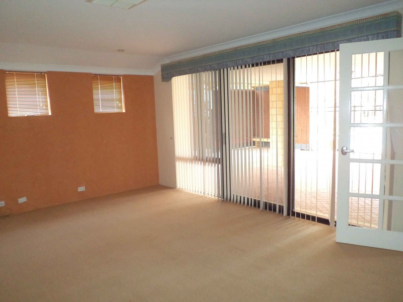 37 Fairbourn Retreat, Meadow Springs WA 6210