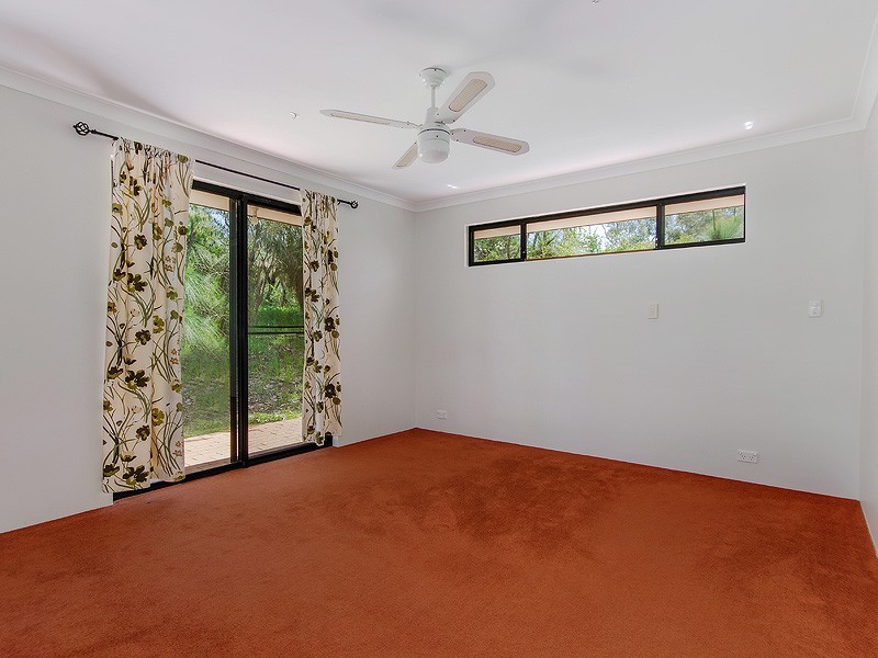 18 Fernwood Rd, Dawesville WA 6211