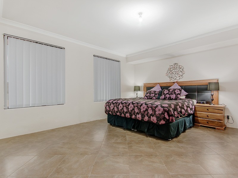 9 Durack St, Coodanup WA 6210