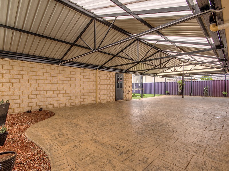 9 Durack St, Coodanup WA 6210