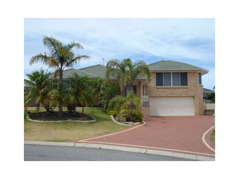 6 Plover Rise, Halls Head WA 6210
