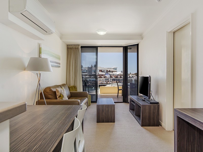25/2 The Palladio, Mandurah WA 6210