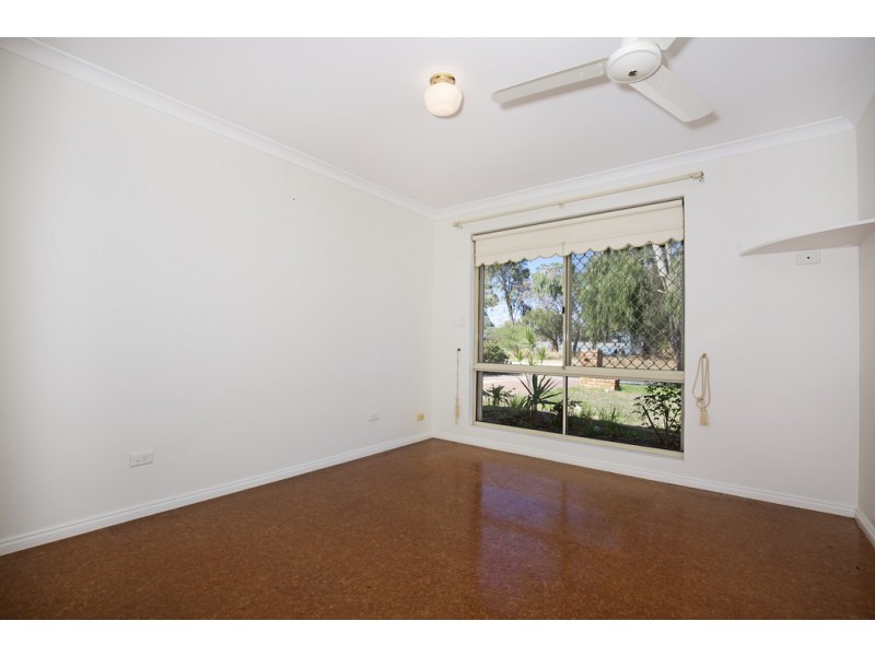 1 Fuchsia Place, Halls Head WA 6210