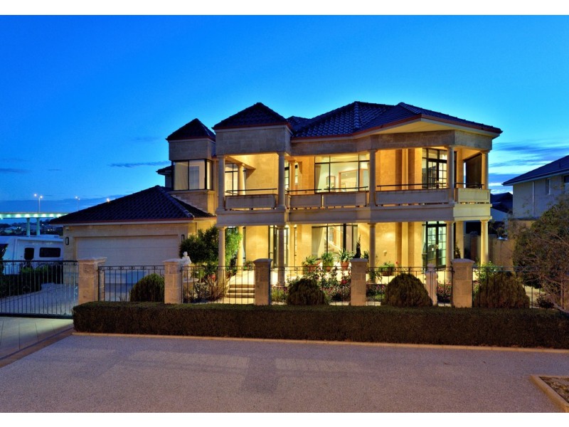 9 Captain Court, Wannanup WA 6210