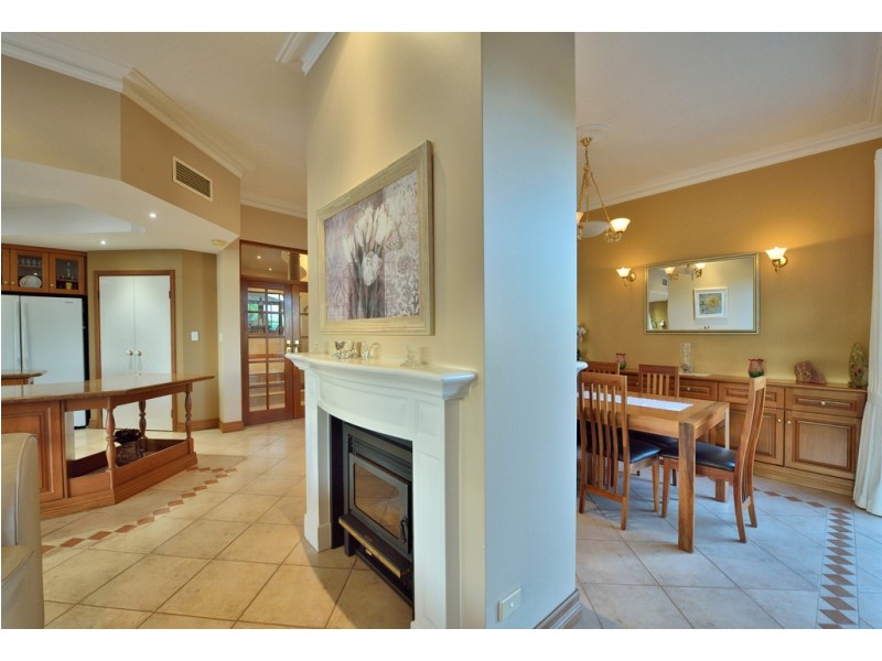 9 Captain Court, Wannanup WA 6210