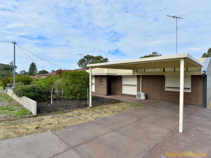 31 Churchill Ave, Dudley Park WA 6210