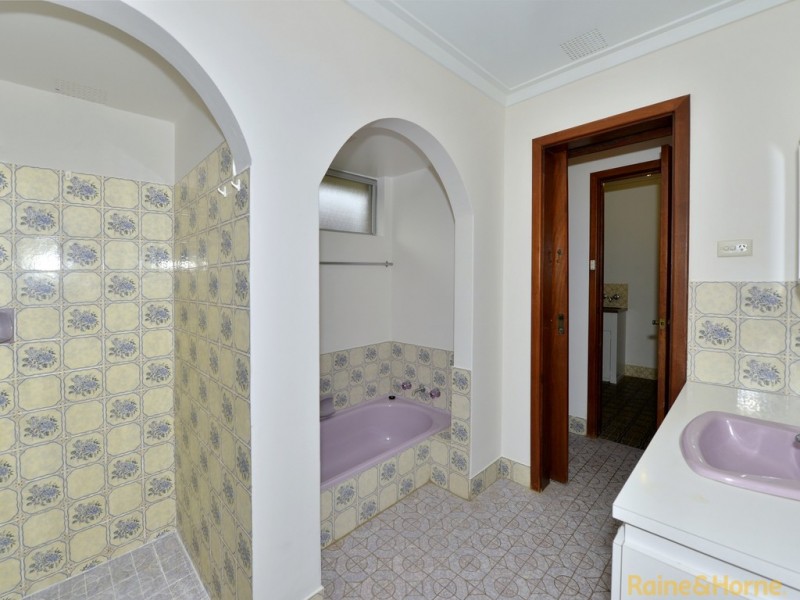 31 Churchill Ave, Dudley Park WA 6210