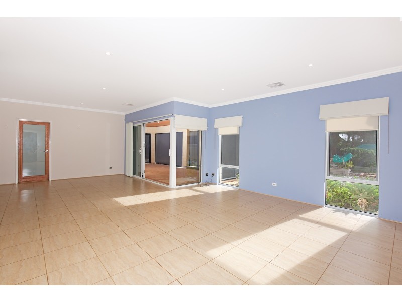 46 Nutbush Avenue, Falcon WA 6210