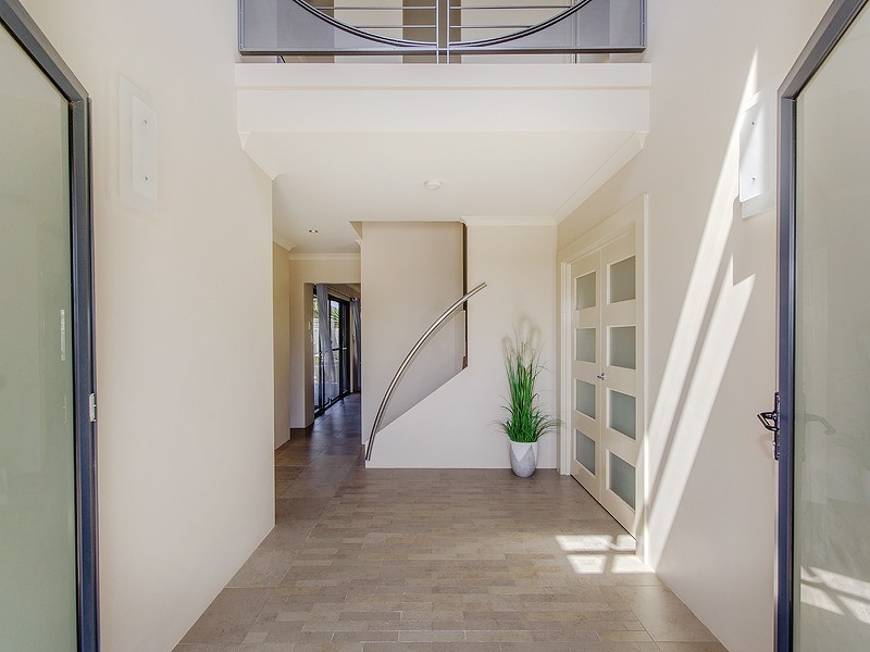 12 Cohen Vista, Lakelands WA 6180