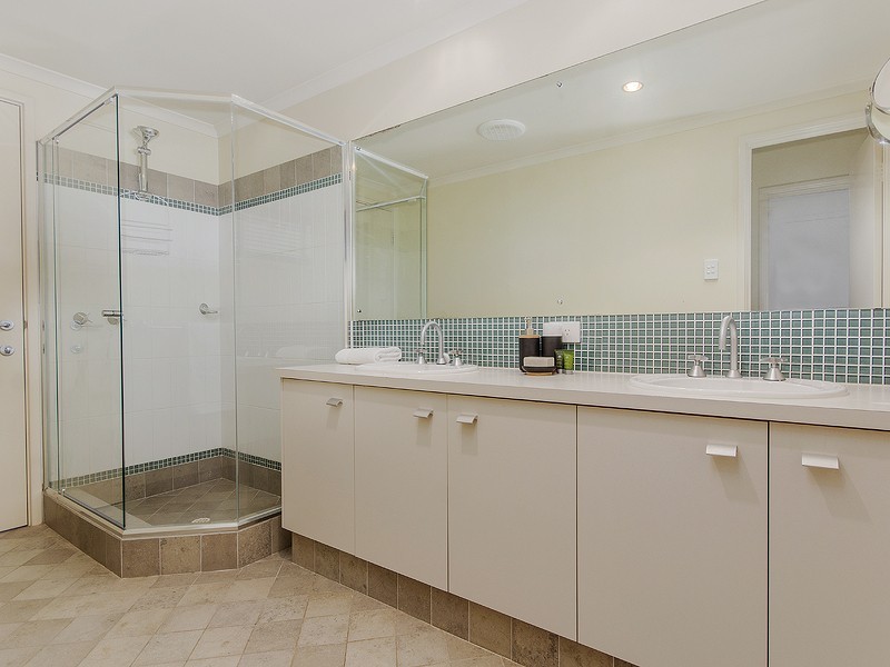 12 Cohen Vista, Lakelands WA 6180