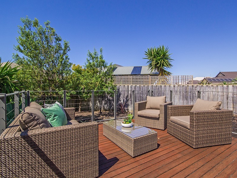 12 Cohen Vista, Lakelands WA 6180