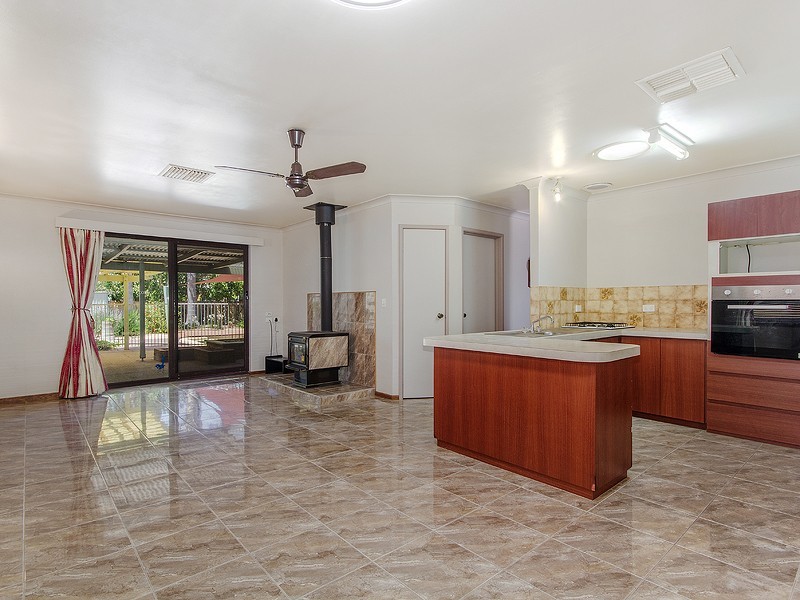 25 Salter St, Pinjarra WA 6208