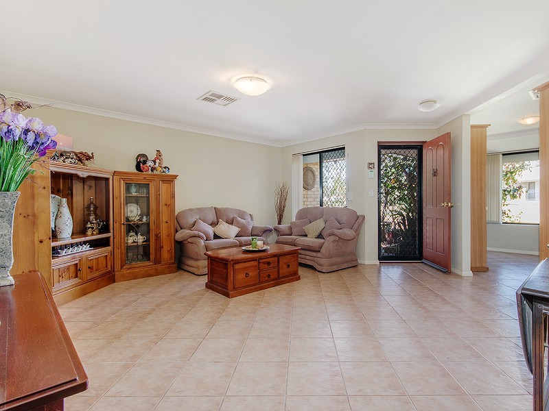 57 Reynolds Ave, Greenfields WA 6210