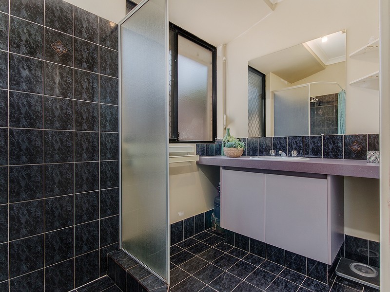 57 Reynolds Ave, Greenfields WA 6210