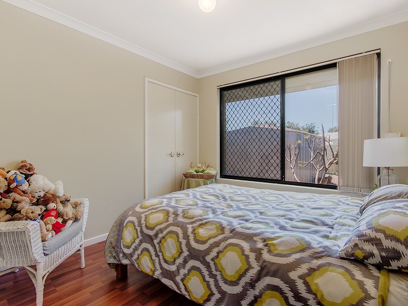 57 Reynolds Ave, Greenfields WA 6210