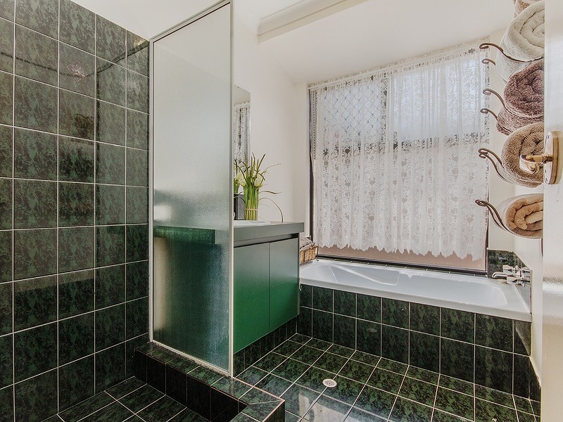 57 Reynolds Ave, Greenfields WA 6210