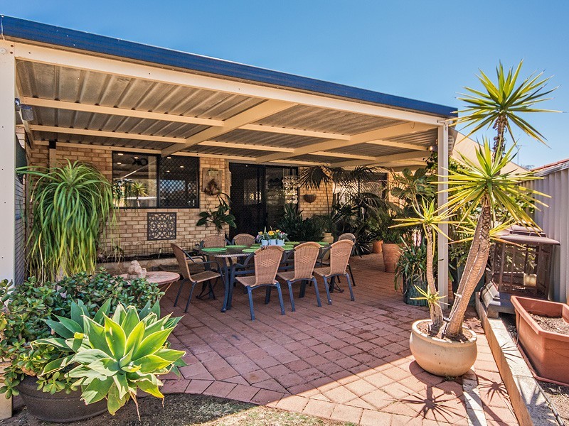 57 Reynolds Ave, Greenfields WA 6210