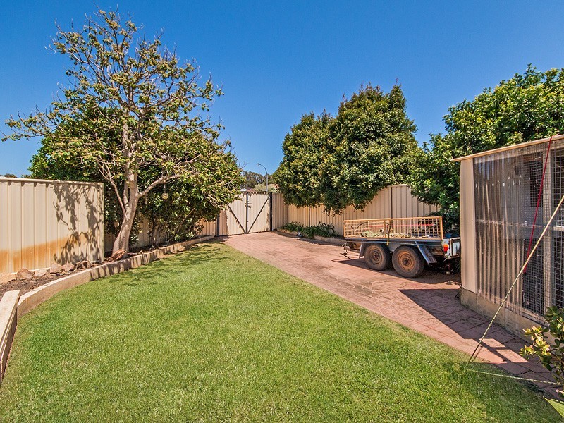 57 Reynolds Ave, Greenfields WA 6210