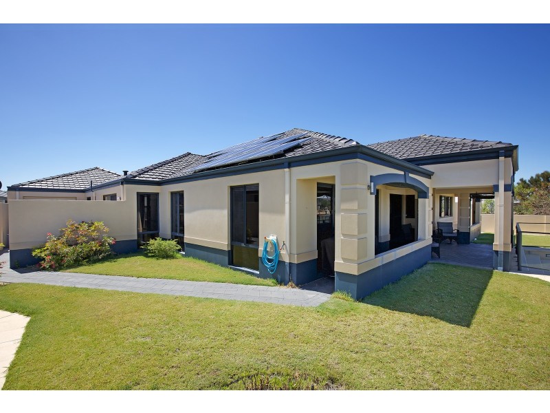 12 Erins Isle, Dudley Park WA 6210