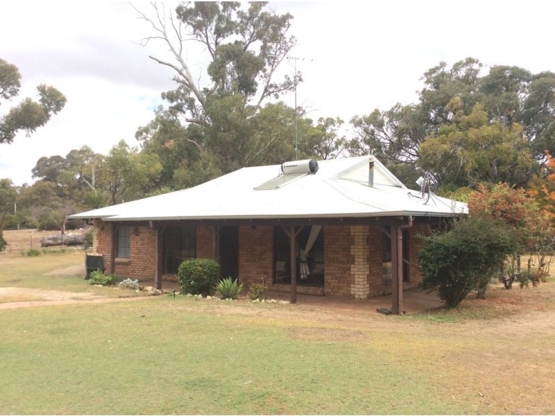 98 Tuart Grove, Lake Clifton WA 6215