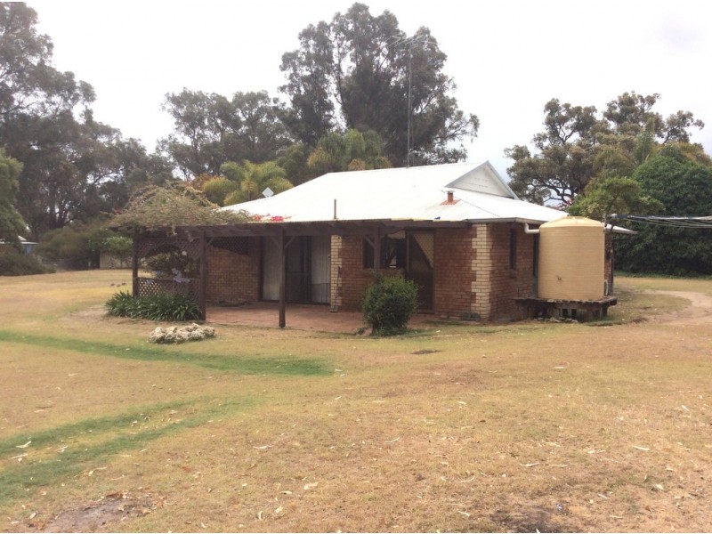 98 Tuart Grove, Lake Clifton WA 6215