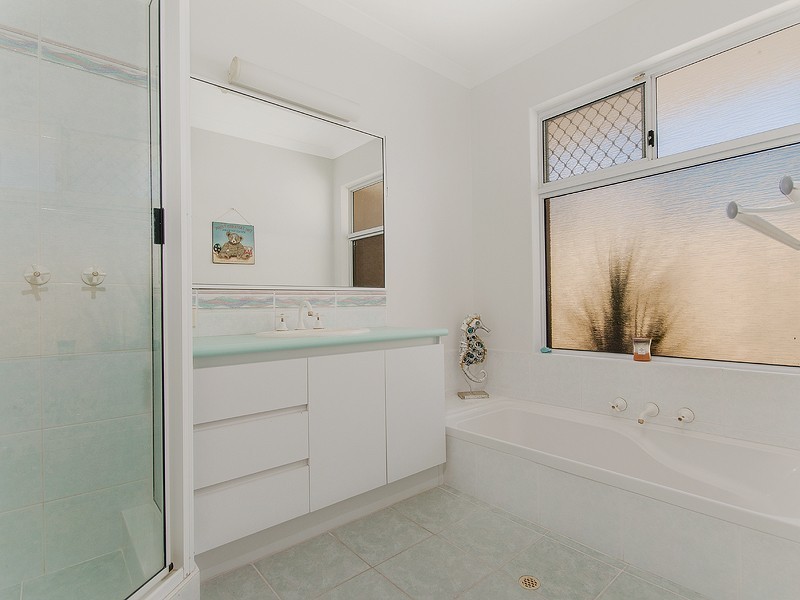 2 Cuvier Place, San Remo WA 6210