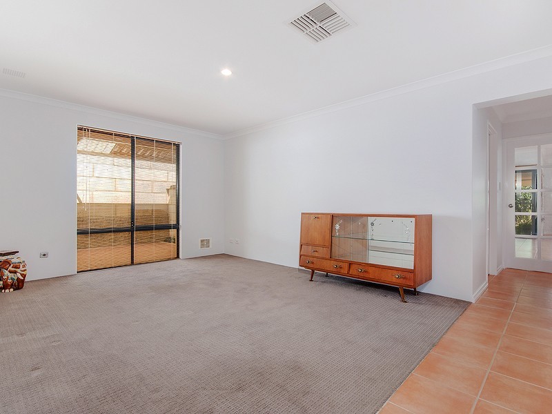 23 Bollard Circuit, Wannanup WA 6210