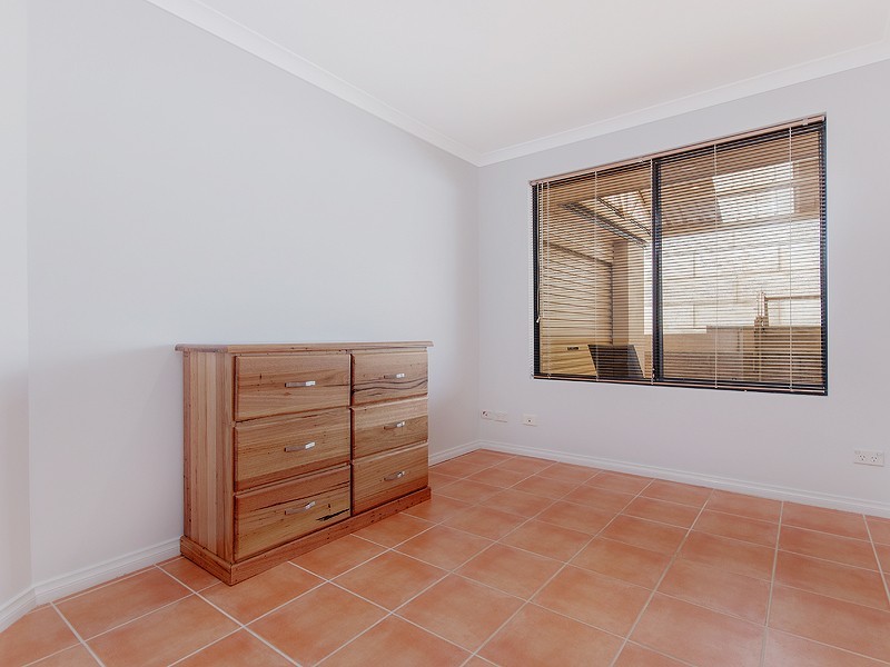 23 Bollard Circuit, Wannanup WA 6210