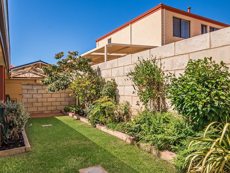 23 Bollard Circuit, Wannanup WA 6210