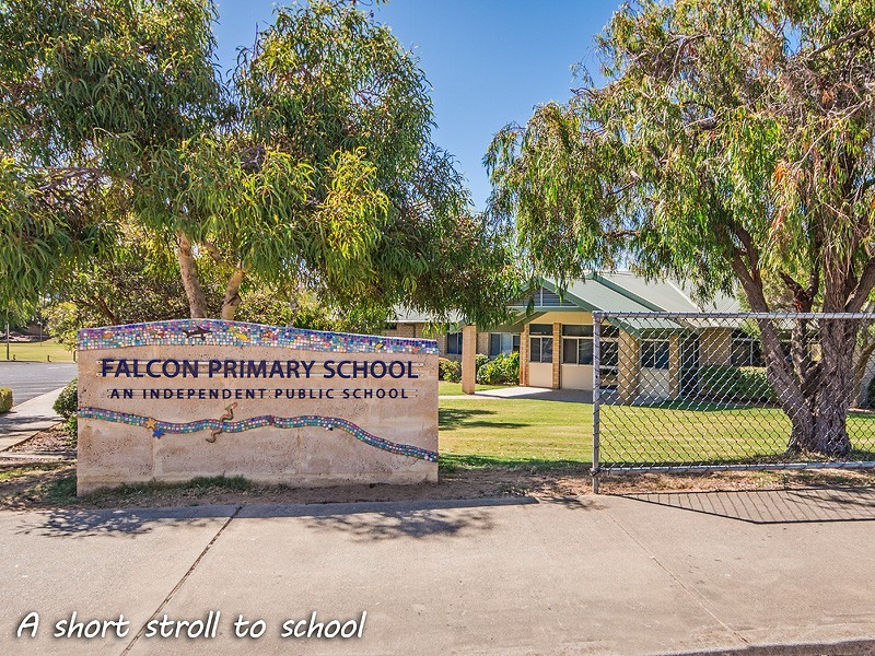 23 Bollard Circuit, Wannanup WA 6210