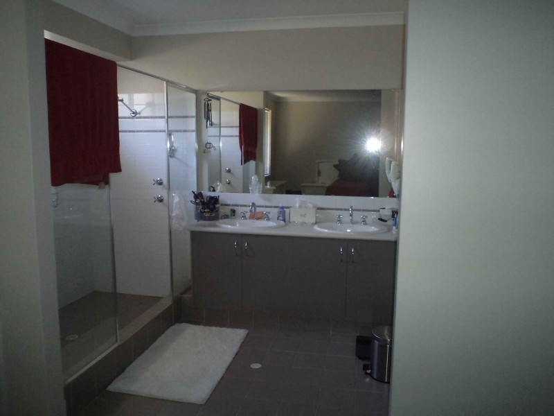 223 Peelwood Parade, Halls Head WA 6210