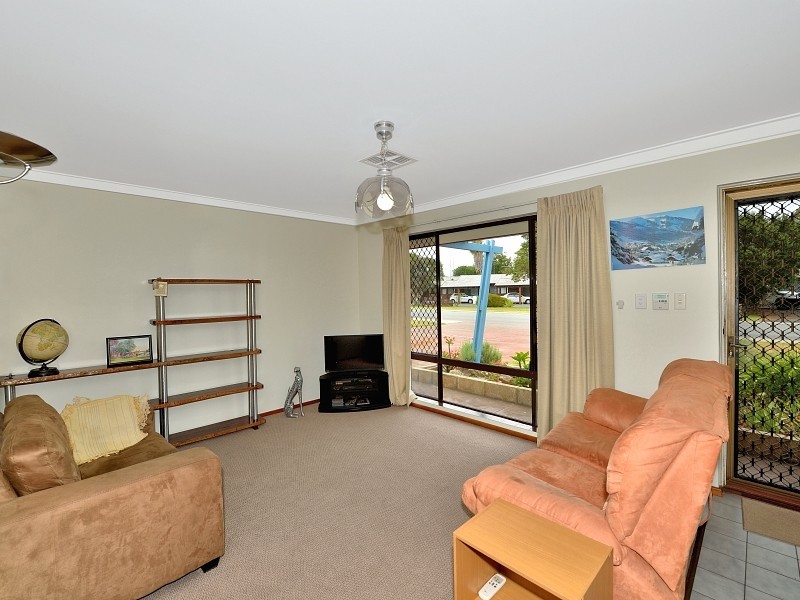 4/12 Rockford Street, Mandurah WA 6210