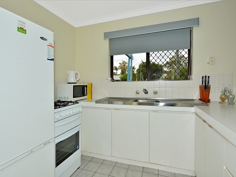 4/12 Rockford Street, Mandurah WA 6210