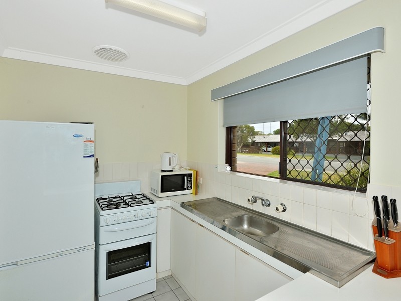 4/12 Rockford Street, Mandurah WA 6210