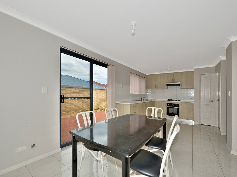 5/2 Anstruther Road, Mandurah WA 6210