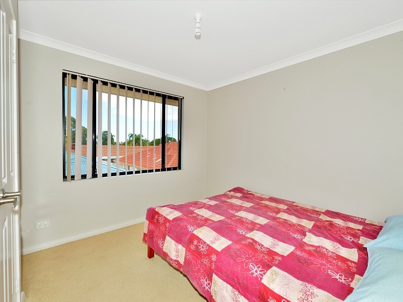 5/2 Anstruther Road, Mandurah WA 6210