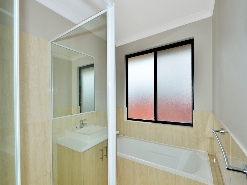 5/2 Anstruther Road, Mandurah WA 6210